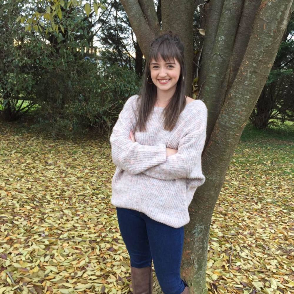 Meet your Posher, Elise